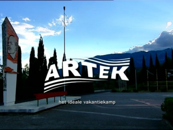 Artek: Het ideale vakantiekamp (2002)